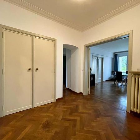 Spacious Apartment Next To Parc Du Cinquantenaire ブリュッセル エクステリア 写真